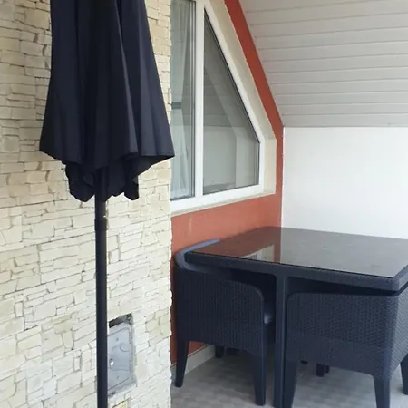 Apartman Sloneczny Brzeg *